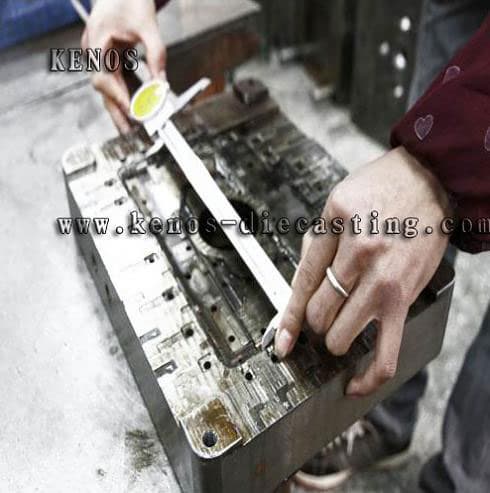 Laptop shell die casting mold making